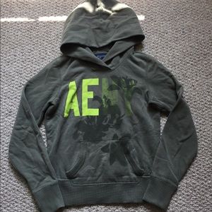 American Eagle Sweatshirt‎ Size Medium